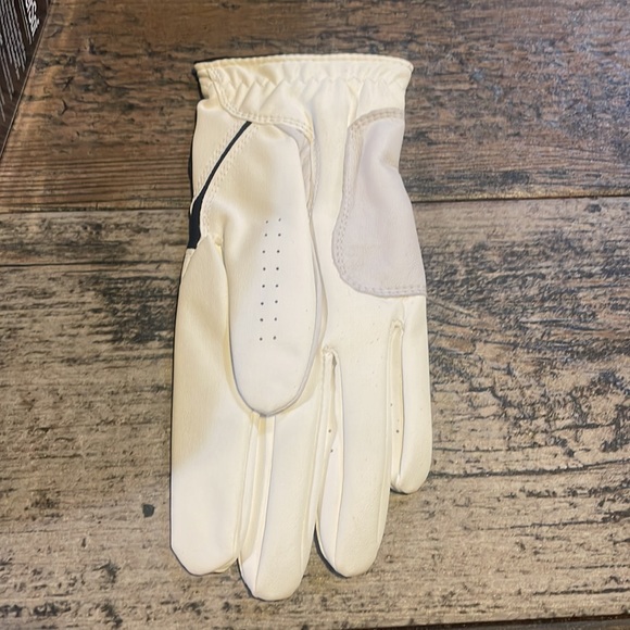 FJ Weathersof Men’s Right hand. Size Medium. - Picture 7 of 9